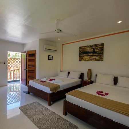 Evolution Dive And Beach Resort Logon Luaran gambar