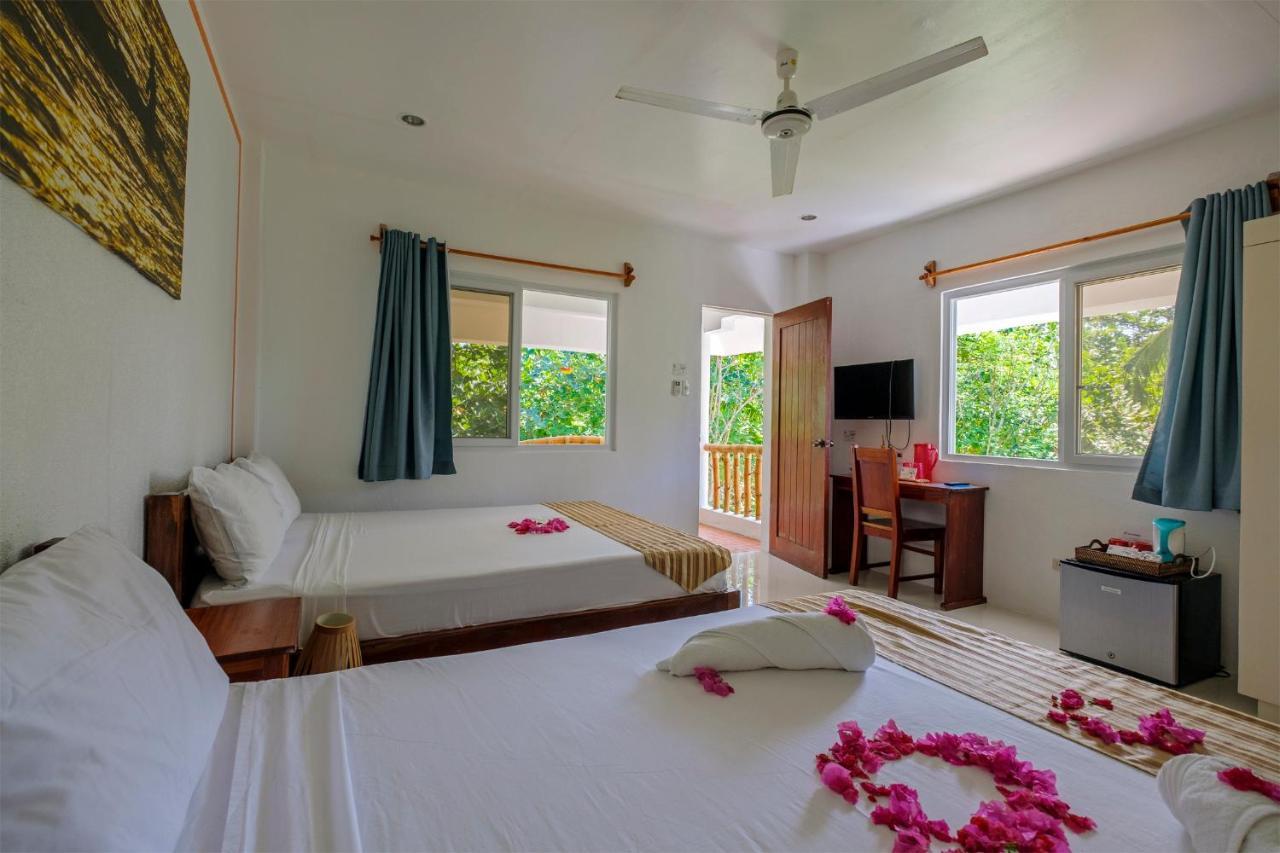 Evolution Dive And Beach Resort Logon Luaran gambar