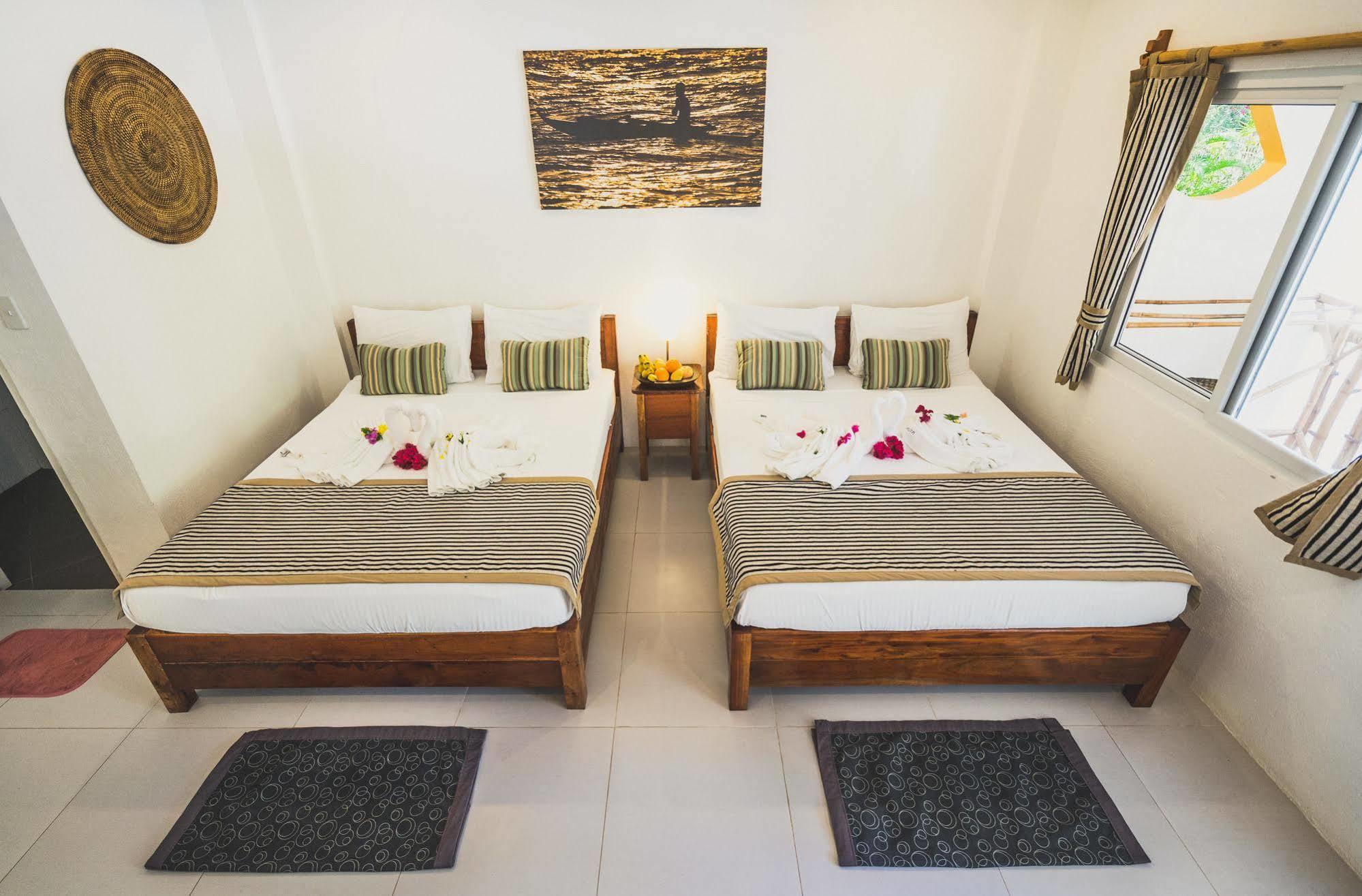 Evolution Dive And Beach Resort Logon Luaran gambar